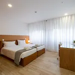 招待所 Central Suites