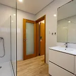 招待所 Central Suites