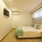 Central Suites 招待所 São João da Madeira