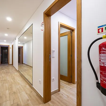 Central Suites 3*