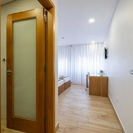 Central Suites 3* São João da Madeira