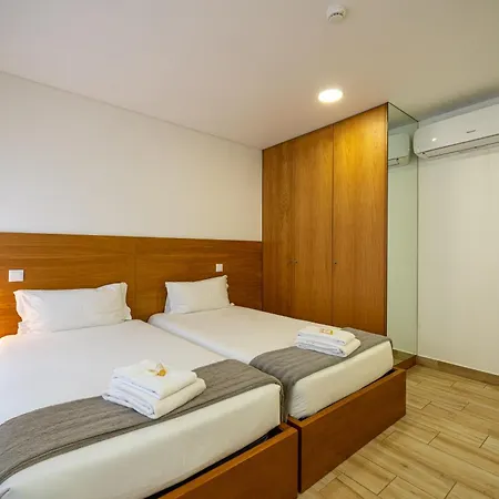 Central Suites 3*