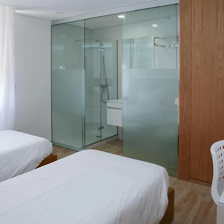 Central Suites Gæstehus São João da Madeira