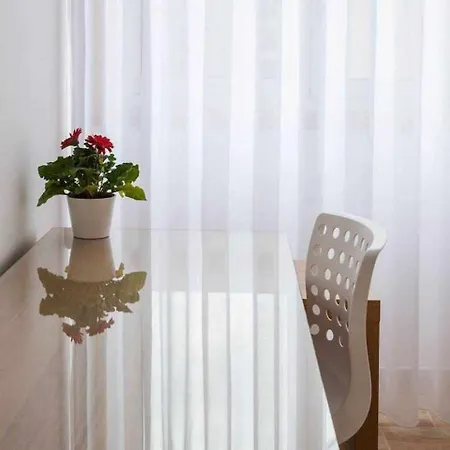 招待所 Central Suites 3*