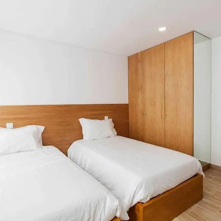 Central Suites 3* São João da Madeira