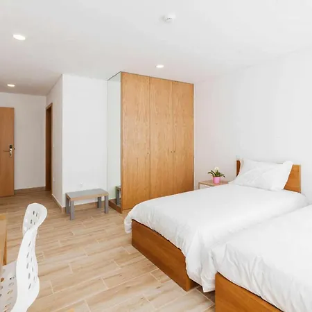 Central Suites 3* São João da Madeira