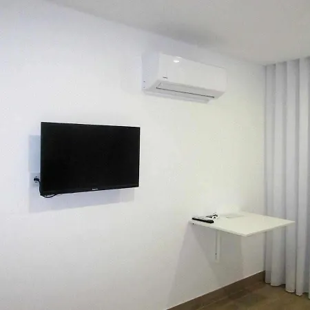 Central Suites Gæstehus São João da Madeira