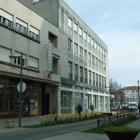 招待所 Central Suites 3*