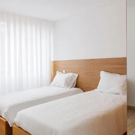 招待所 Central Suites 3*